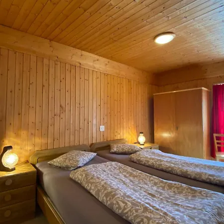 Apartman Della Posta Cervo Giardino By Interhome Rossa