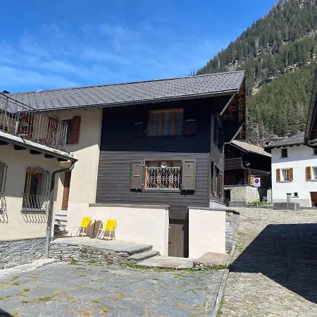 Della Posta Cervo Giardino By Interhome