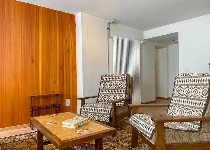 Della Posta Cervo Giardino By Interhome *