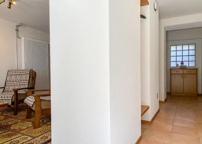 Appartement Della Posta Cervo Giardino By Interhome Rossa